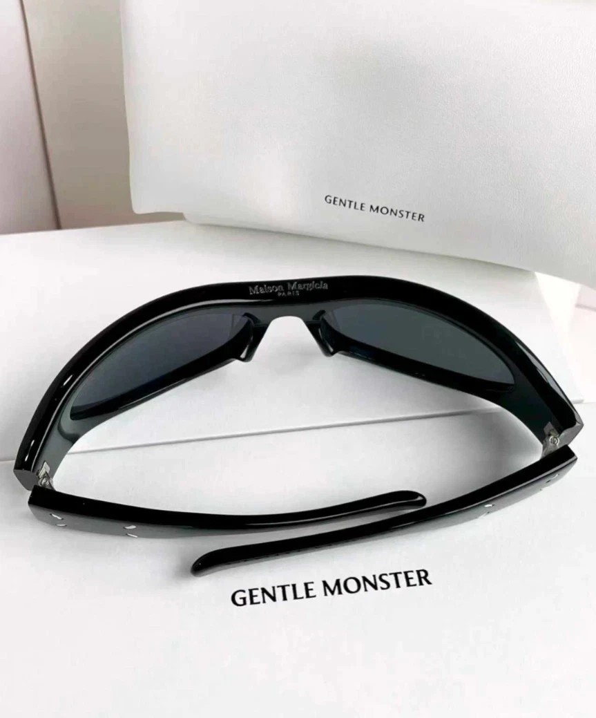 Gentle Monster Maison Margiela MM003 01 Sunglasses Black/Gray With Case New