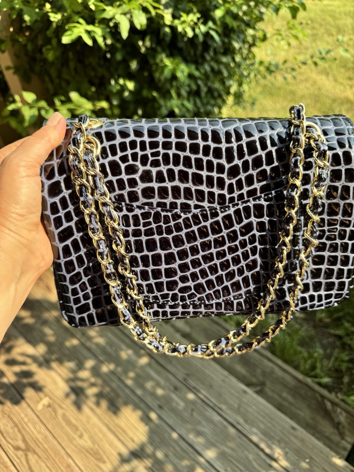 Black Crocodile Pattern Glossy Shoulder Bag Gold Chain Strap Turn Lock, Pockets