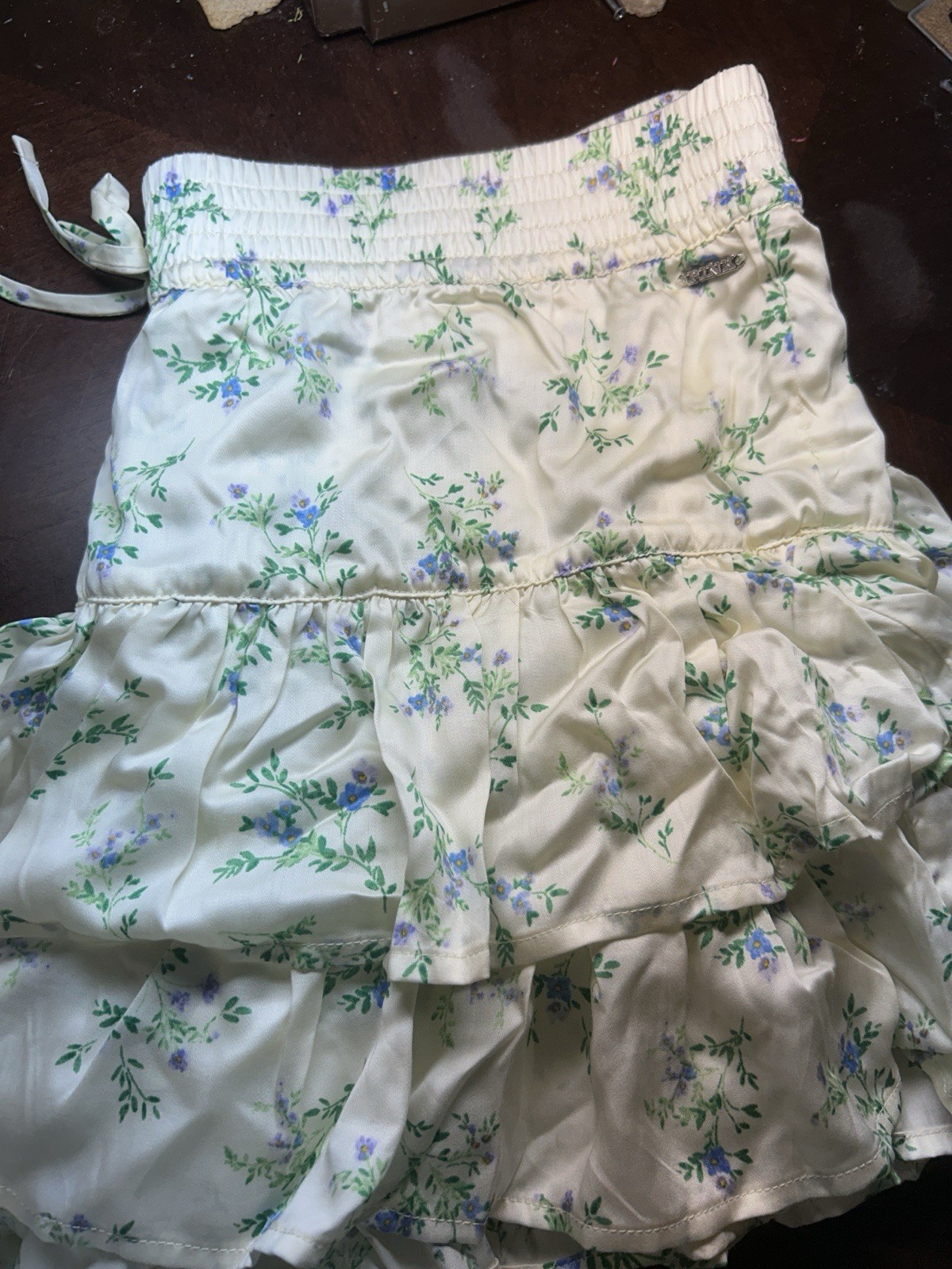 VS PINK Women’s Floral Ruffle Skort Size M 100% Lyocell