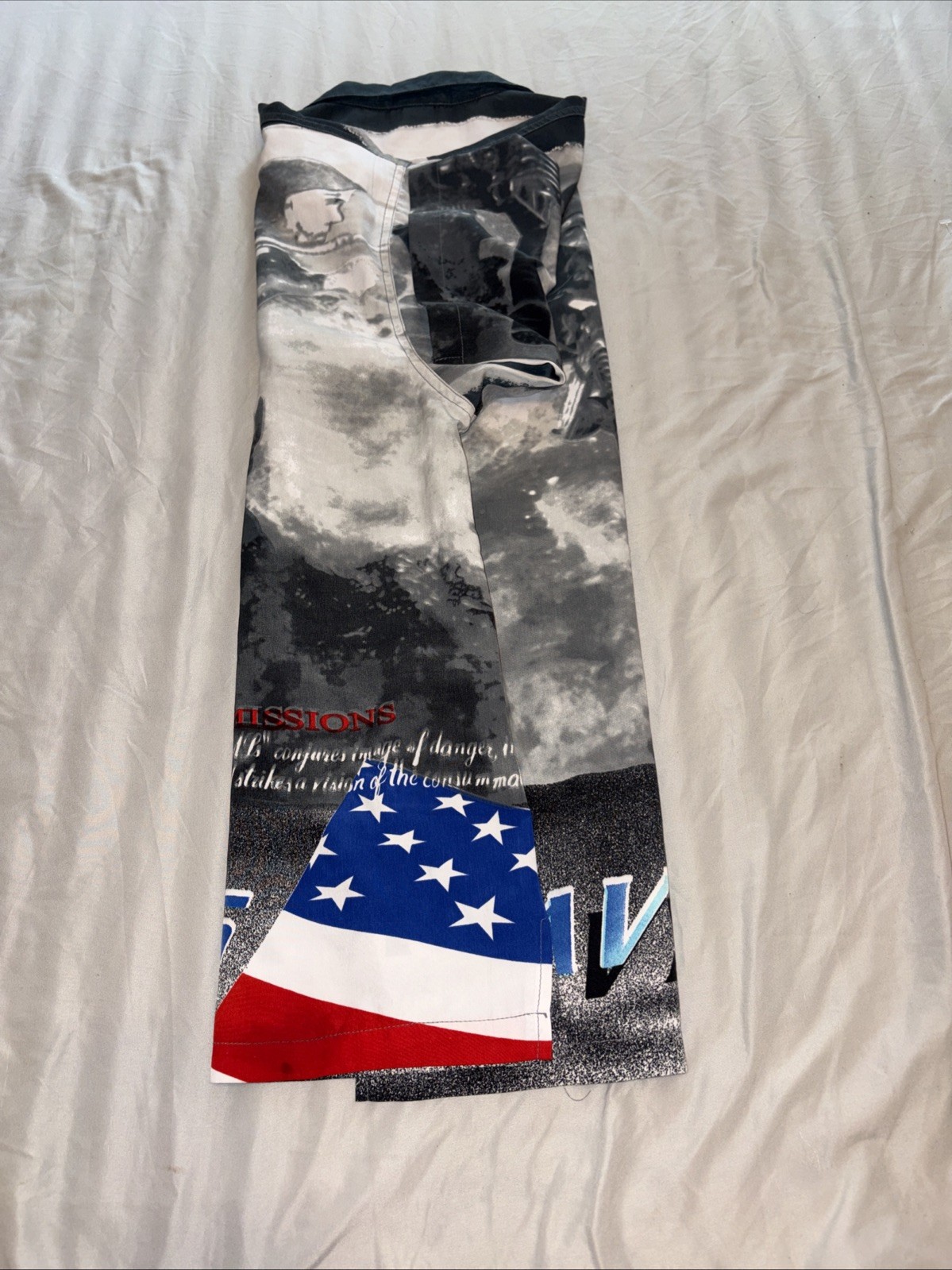 Navy Seals Graphic Picture Shirt L, Great Coloring and Smooth Feel
