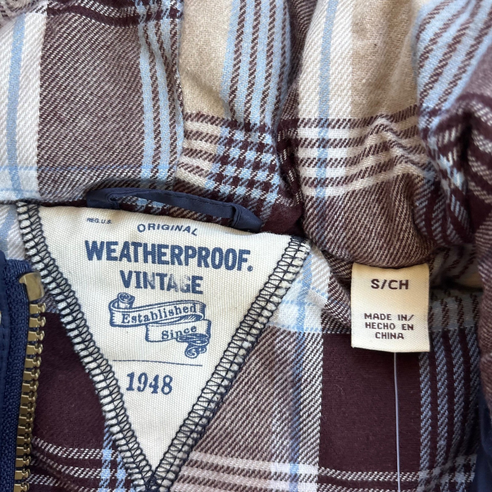 Weatherproof Vintage Mens Hooded Puffer Vest Navy Blue Plaid Lined size Small