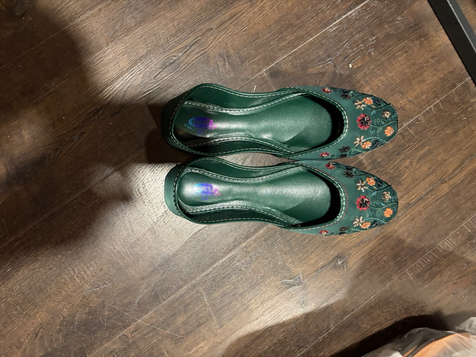 Fancy Embroidery Jutti Khussa Shoes Indian Pakistani Green Womens 7US