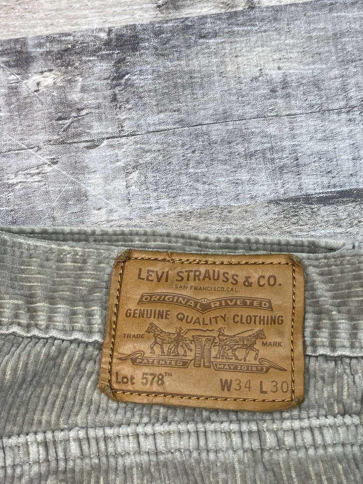 Levi’s Premium 578 Baggy Corduroy Pants Men’s Actual Sz 34×28 Tan Heavy Cotton