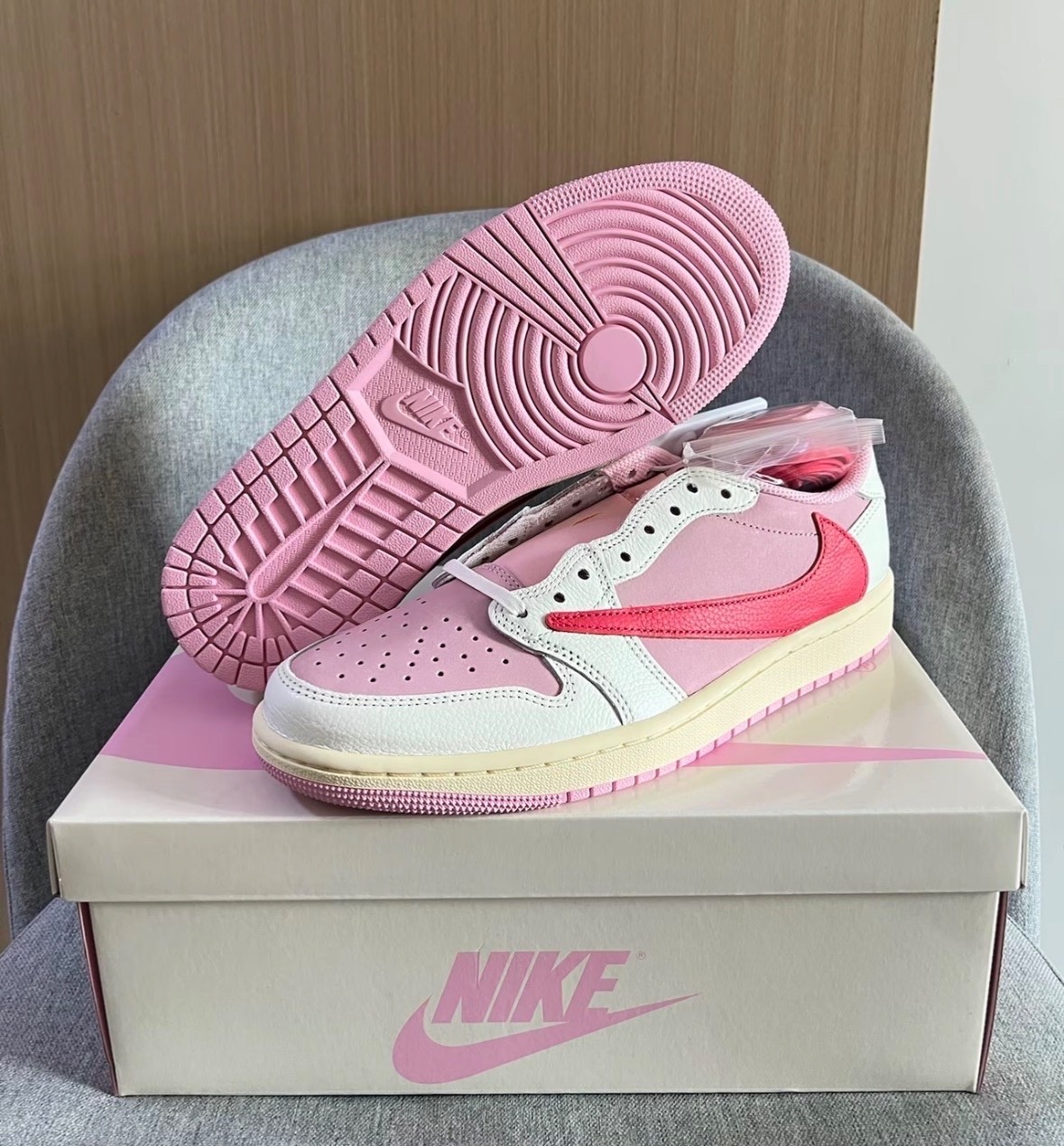 NEW Travis Scott x Air Jordan 1 Low OG SP Tropical Pink IQ7604-101