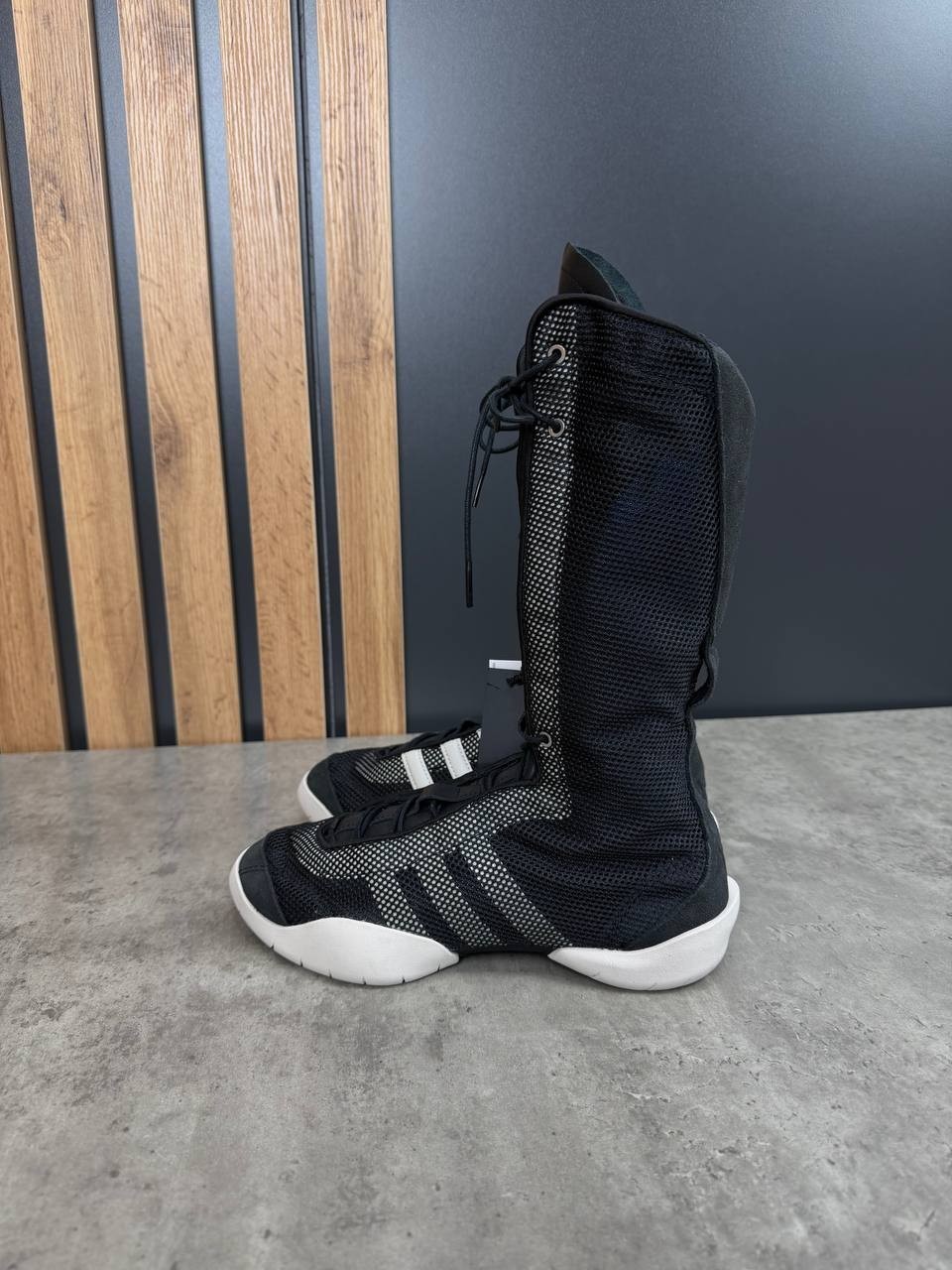 Adidas Y-3 Regu Boot Black/Talc Size 37 1/3