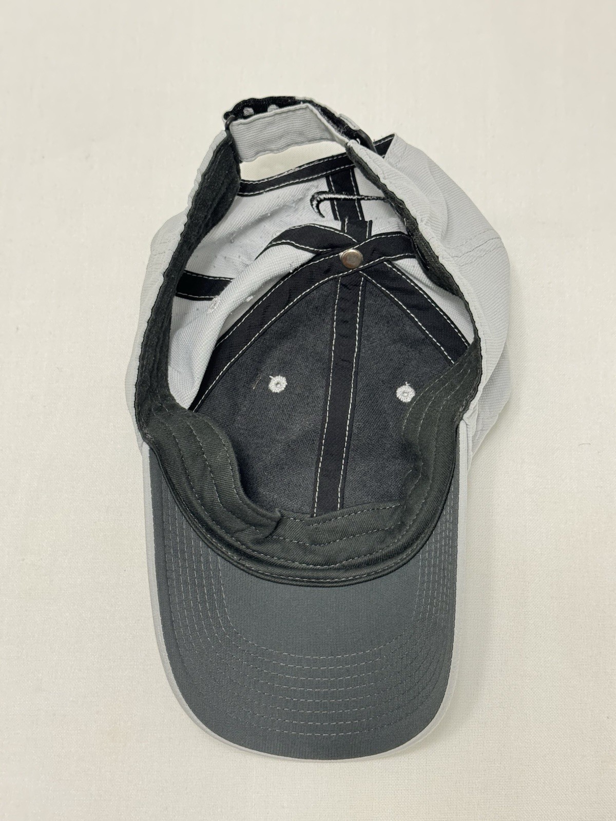 Nike Golf Cap Grey Legacy91 Dri-Fit One Size Adjustable Strapback Lightweight