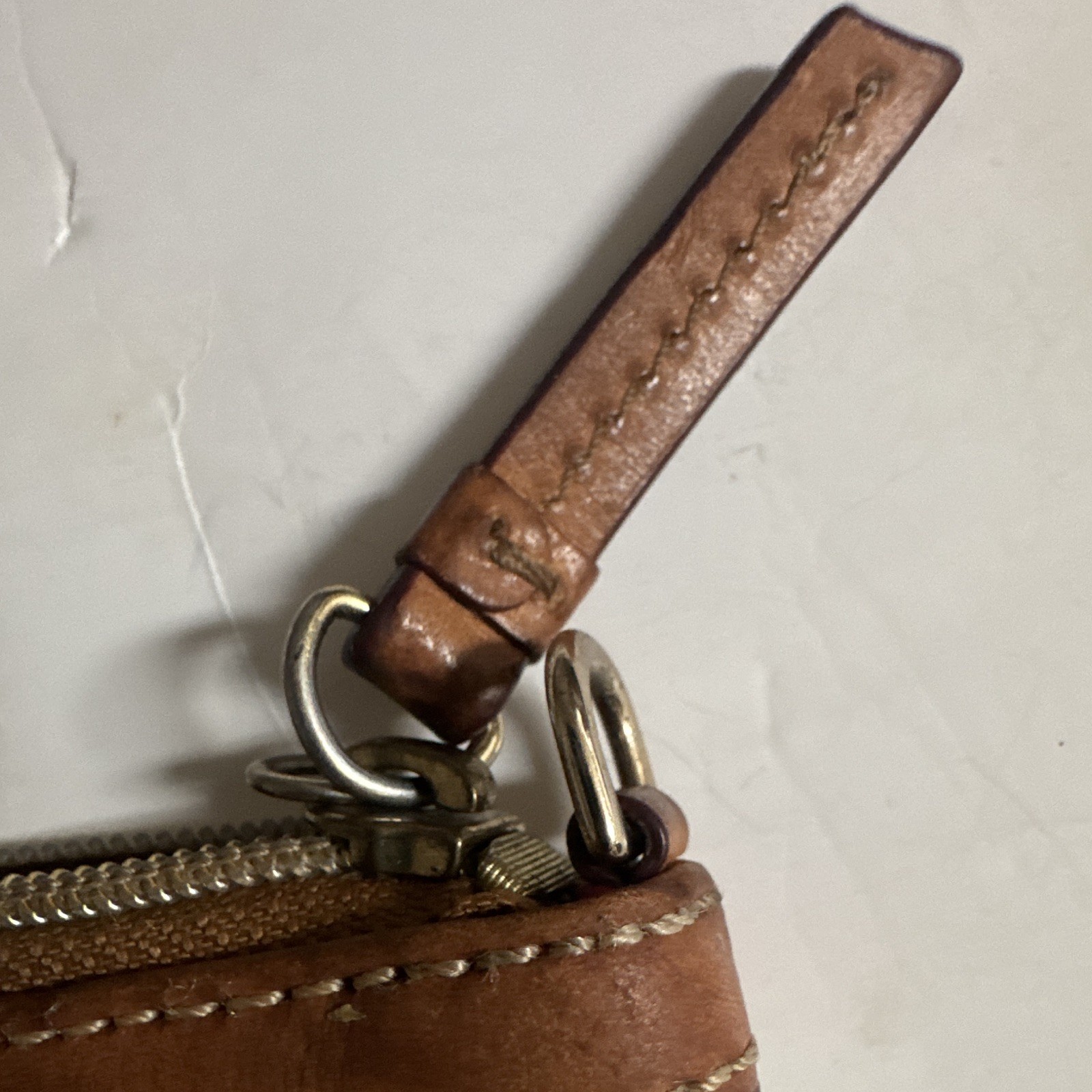 Dooney & Bourke Green Logo Small Wristlet Zip Pouch Brown Strap Red Lined