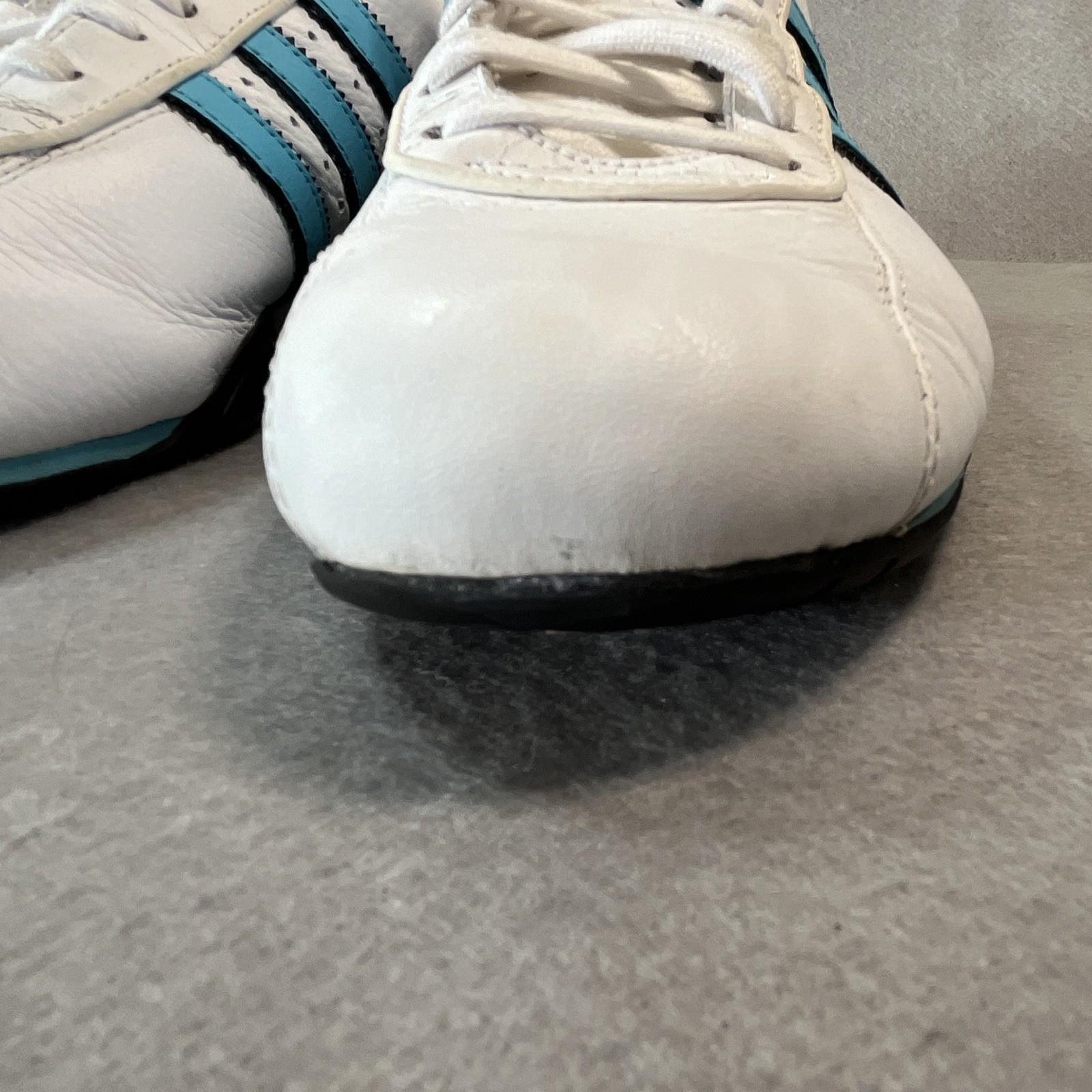 2006 adidas Goodyear Adiracer Lo Men’s Athletic Sneakers White Blue Black