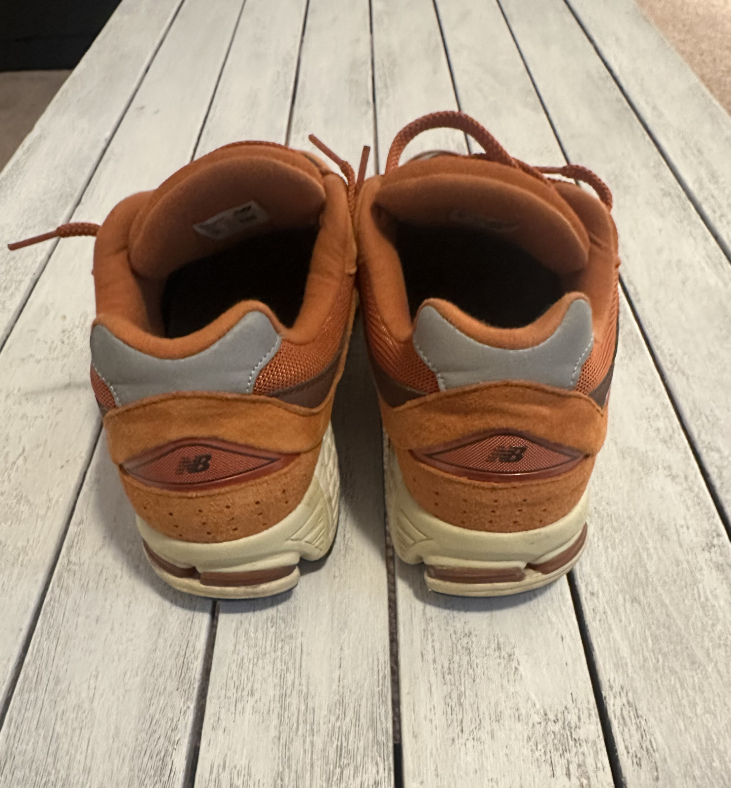 New Balance 2002R Rust Oxide M2002RCB Men Size 10 (with original box)