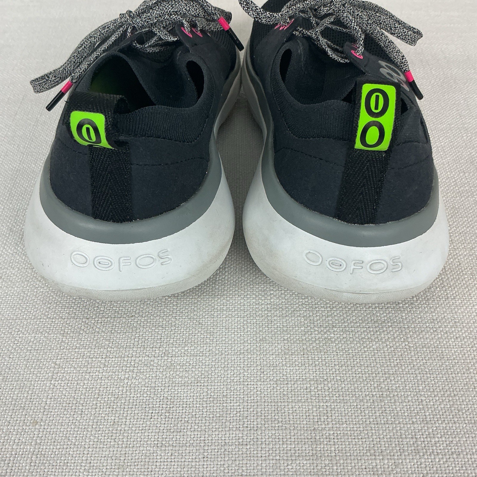 OOFOS Womens Size 6 Sneakers Black OOmy Stride Recovery Comfort Walking 04012024