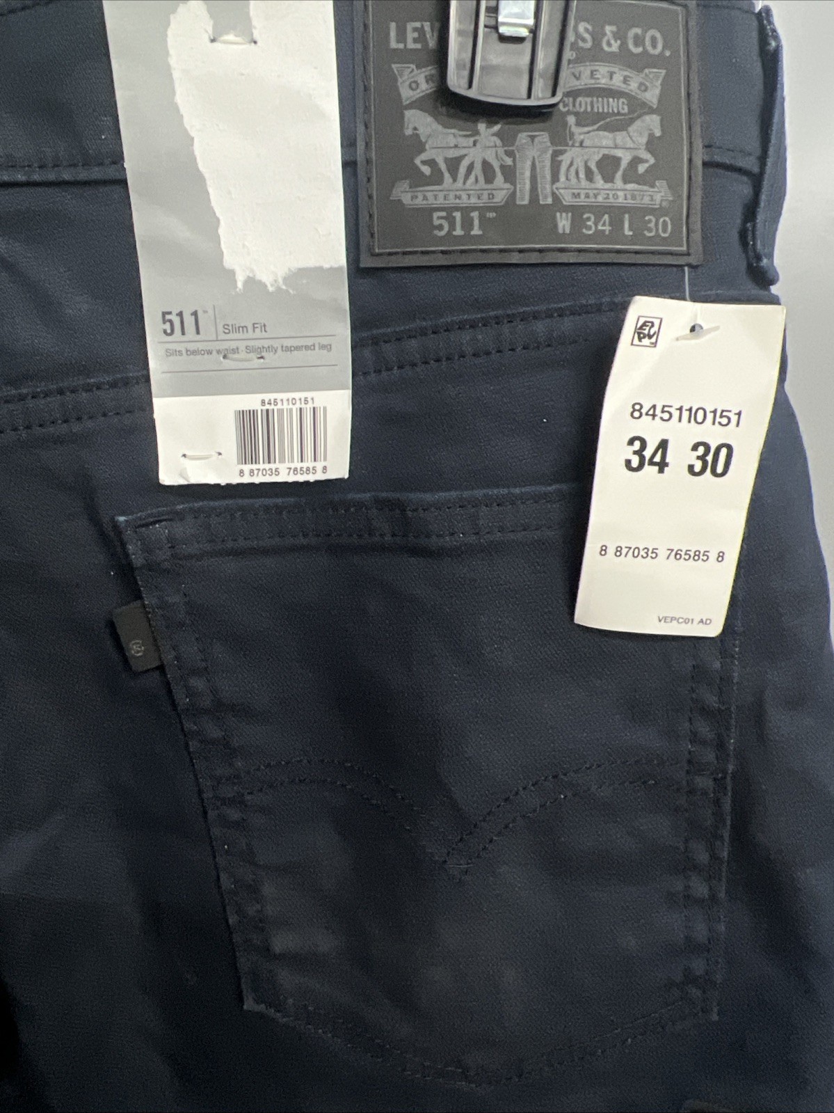 Levi’s 34 X 30 Slim Fit Stretch Sits Below Waist Slightly Tapered Leg Dark Wash
