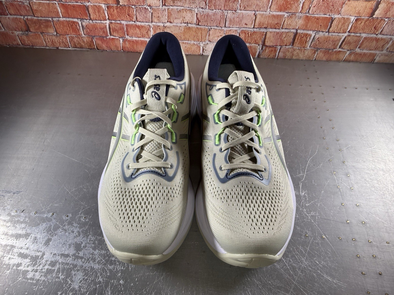 Asics GEL-Cumulus 28 Shoes Mens Size 11.5 Beige Running Sneakers 1011C297 Gym ⚡️