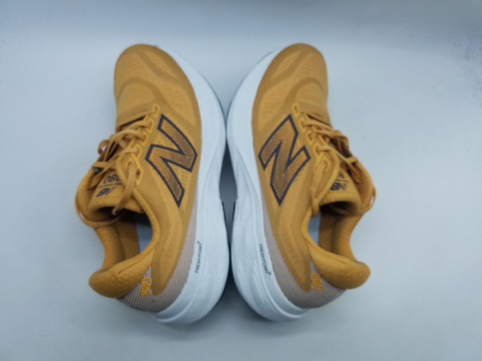 New Balance Fresh Foam X 880v15 Men’s Size 11 D (Medium) Running Shoes Mustard