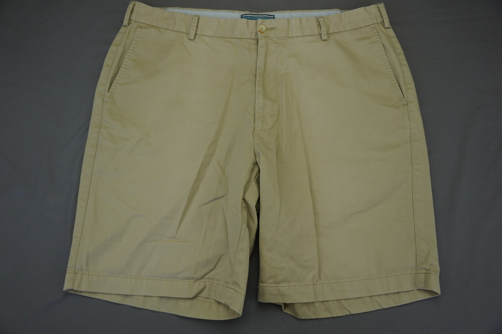 Peter Millar Winston Washed Pima Cotton Twill Casual Golf Shorts. Lehigh, 38 GUC