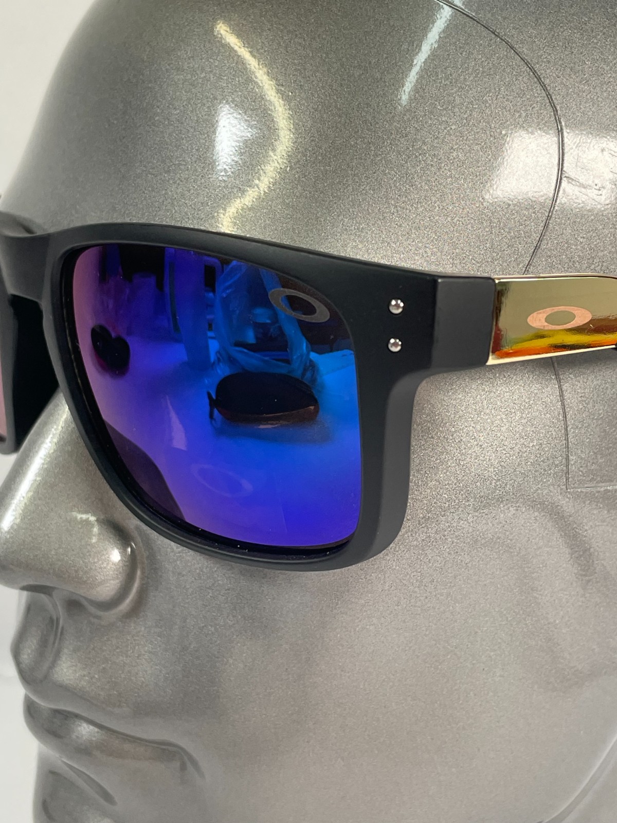 Oakley Matte Black/Gold Designer Sunglasses 55-19-139 Blue Mirrored Lenses