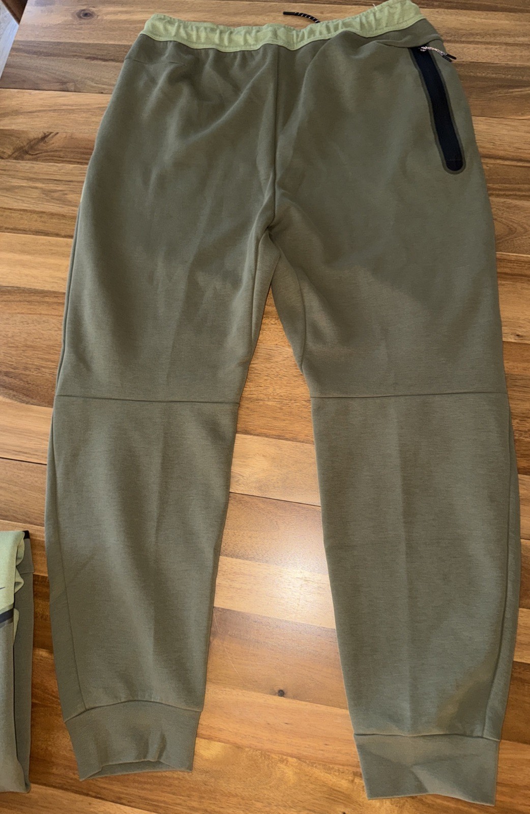 Authentic Nike Tech Fleece Full Zip Set Olive Green Men’s XXL Worn Once