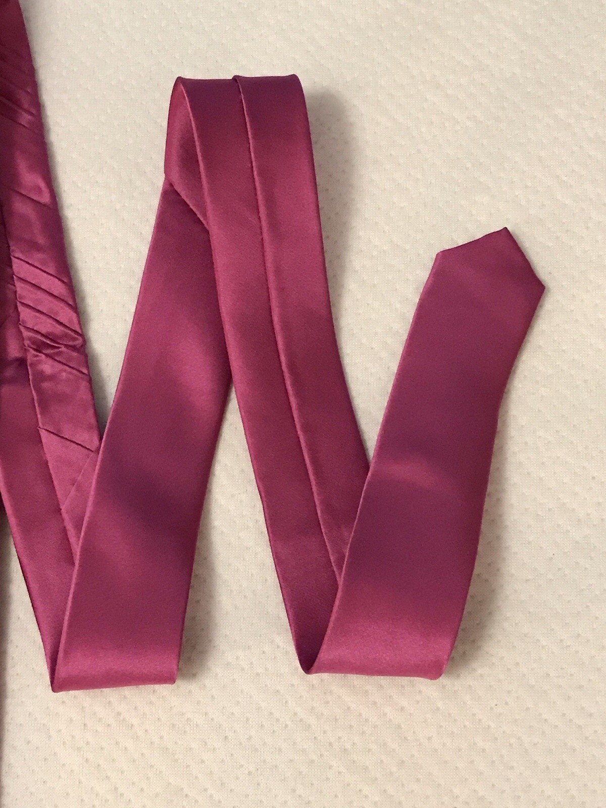 Jhane Barnes Silk Satin Look Neck Tie NEW Pleated Solid Pink 56” x 3 1/4” Formal