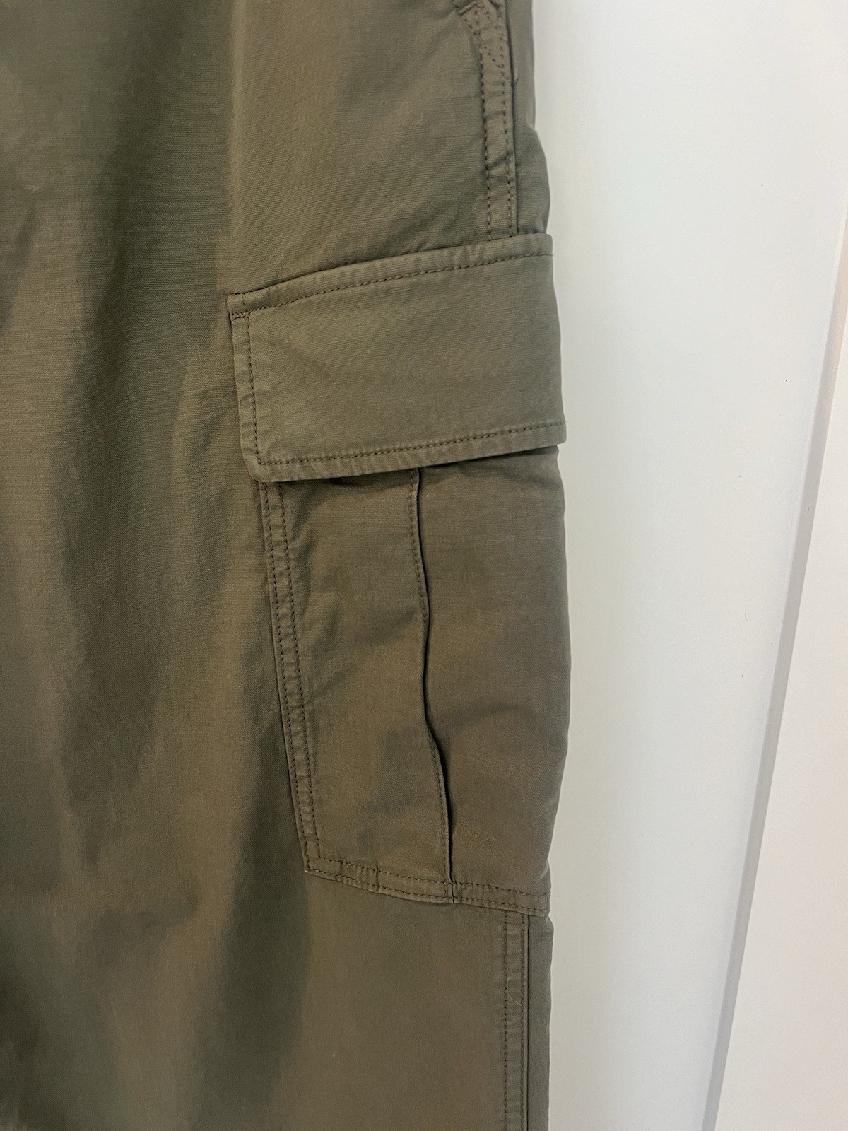 Japan Tokyo Streetwear Cargo Pants Size 17.5 Waist X 41 Length