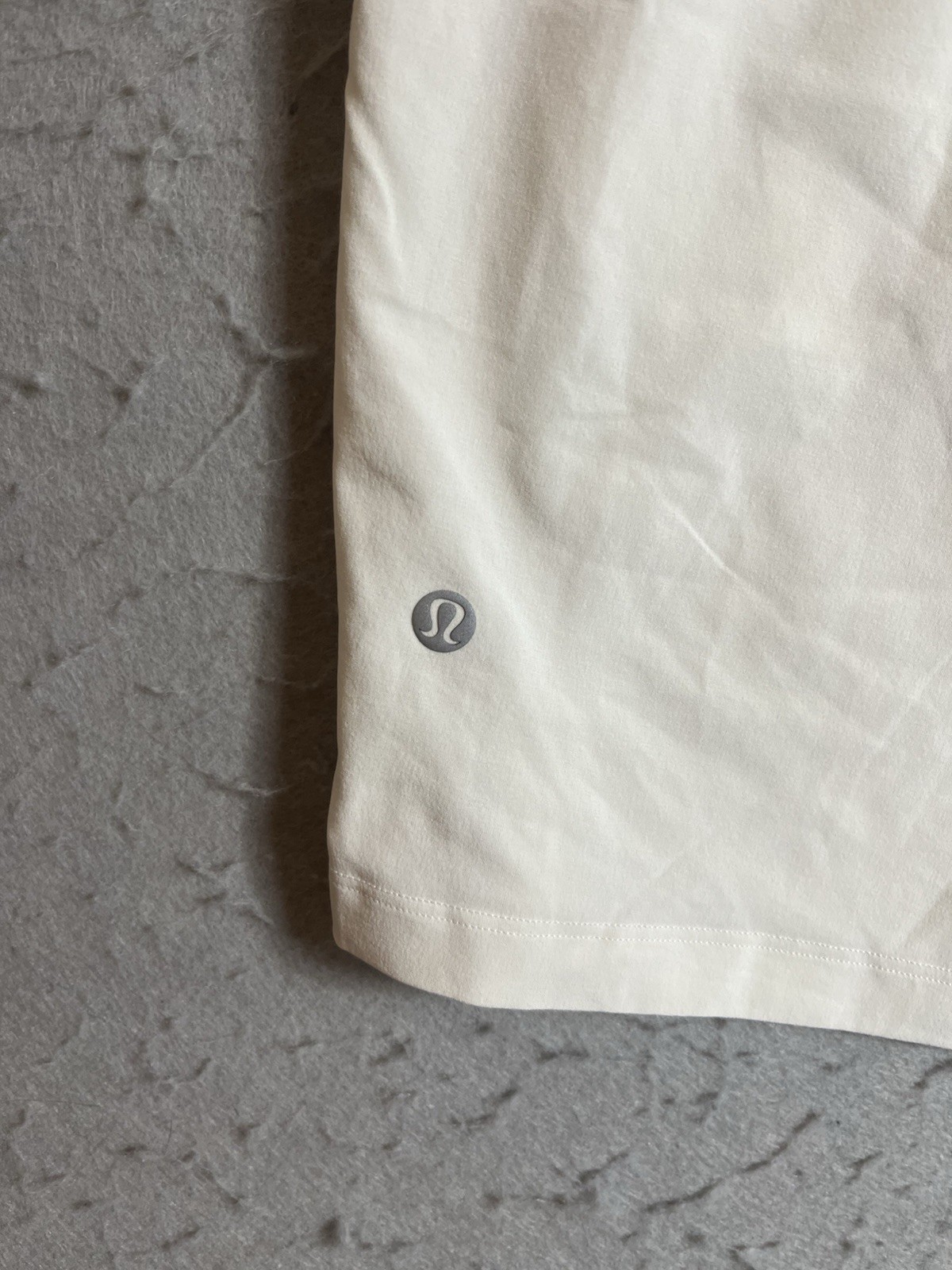 Lululemon The Linerless Training Shorts White LM7AJBS Men XL 9″ Gym Run Active