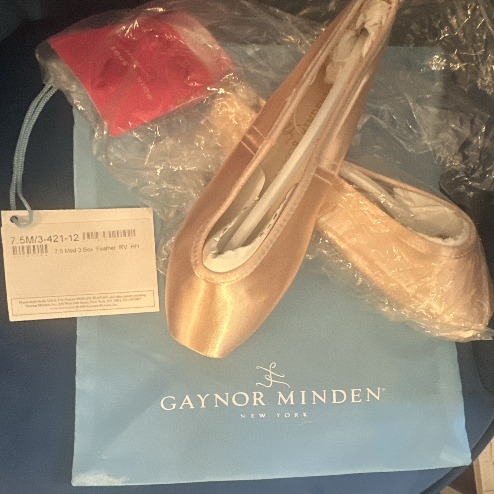 Gaynor Minden Women’s Pink Pointe Shoes Size 7.5M Satin MPN 3-421-12