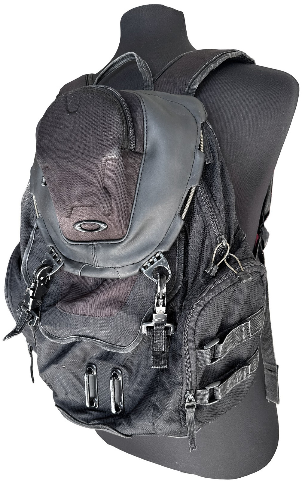 Oakley Tactical Field Gear Kitchen Sink Backpack Stealth Black DAMAGED