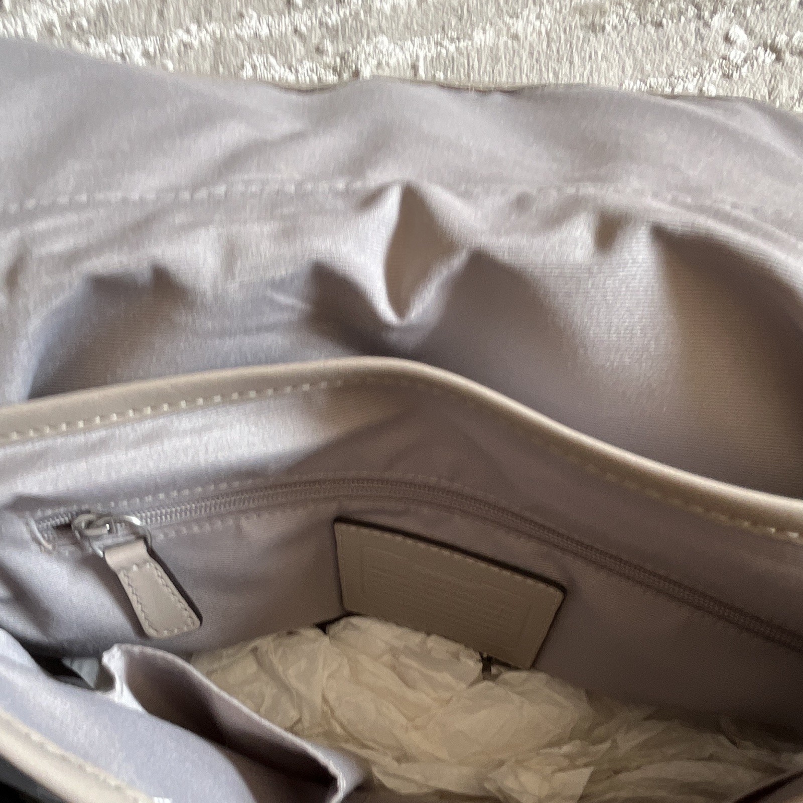 RARE, Authentic coach bag style F19238￼