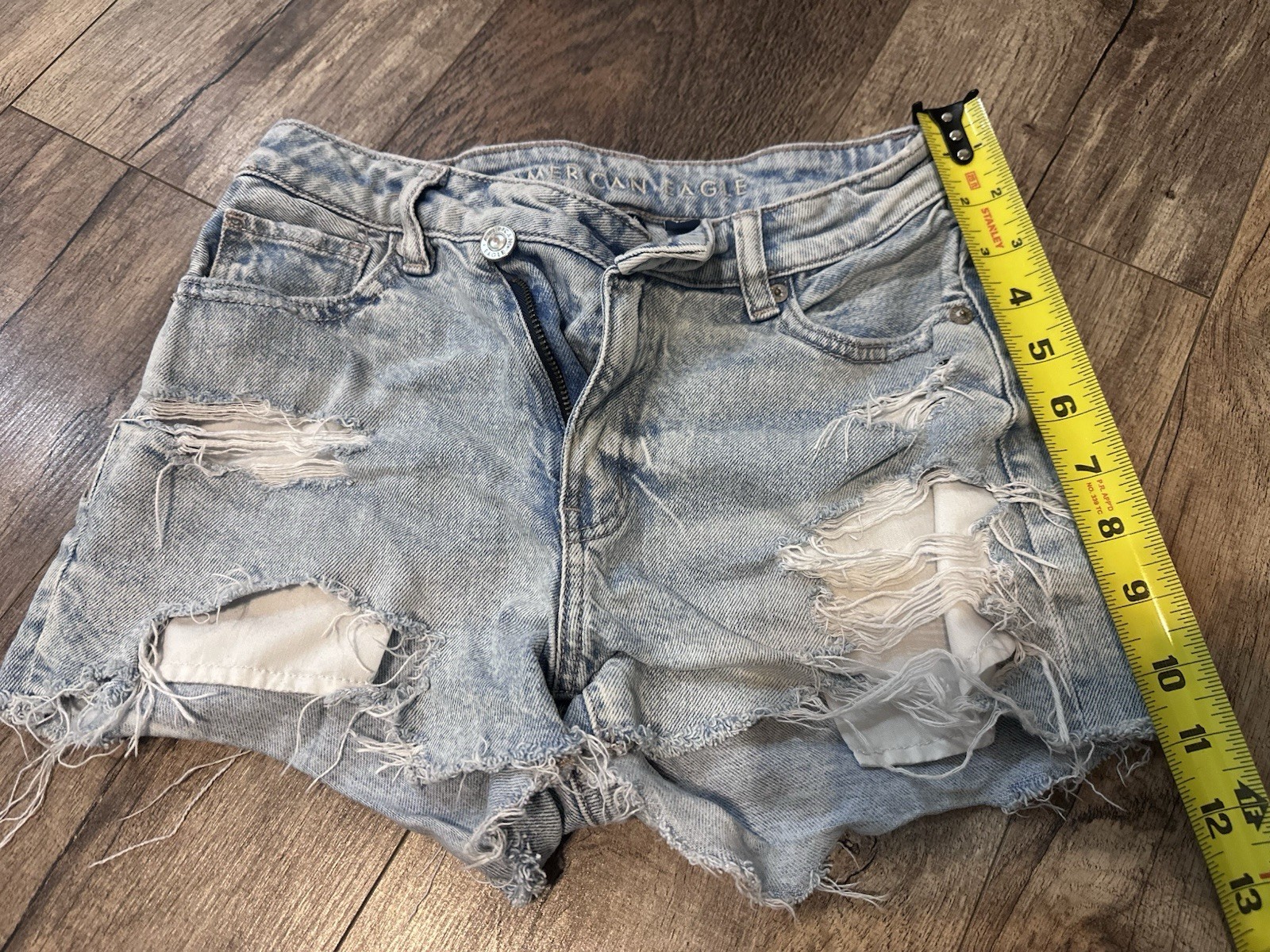 American Eagle Strigid High Rise Cutoff Denim Shorts Light Wash Blue 000 Pockets