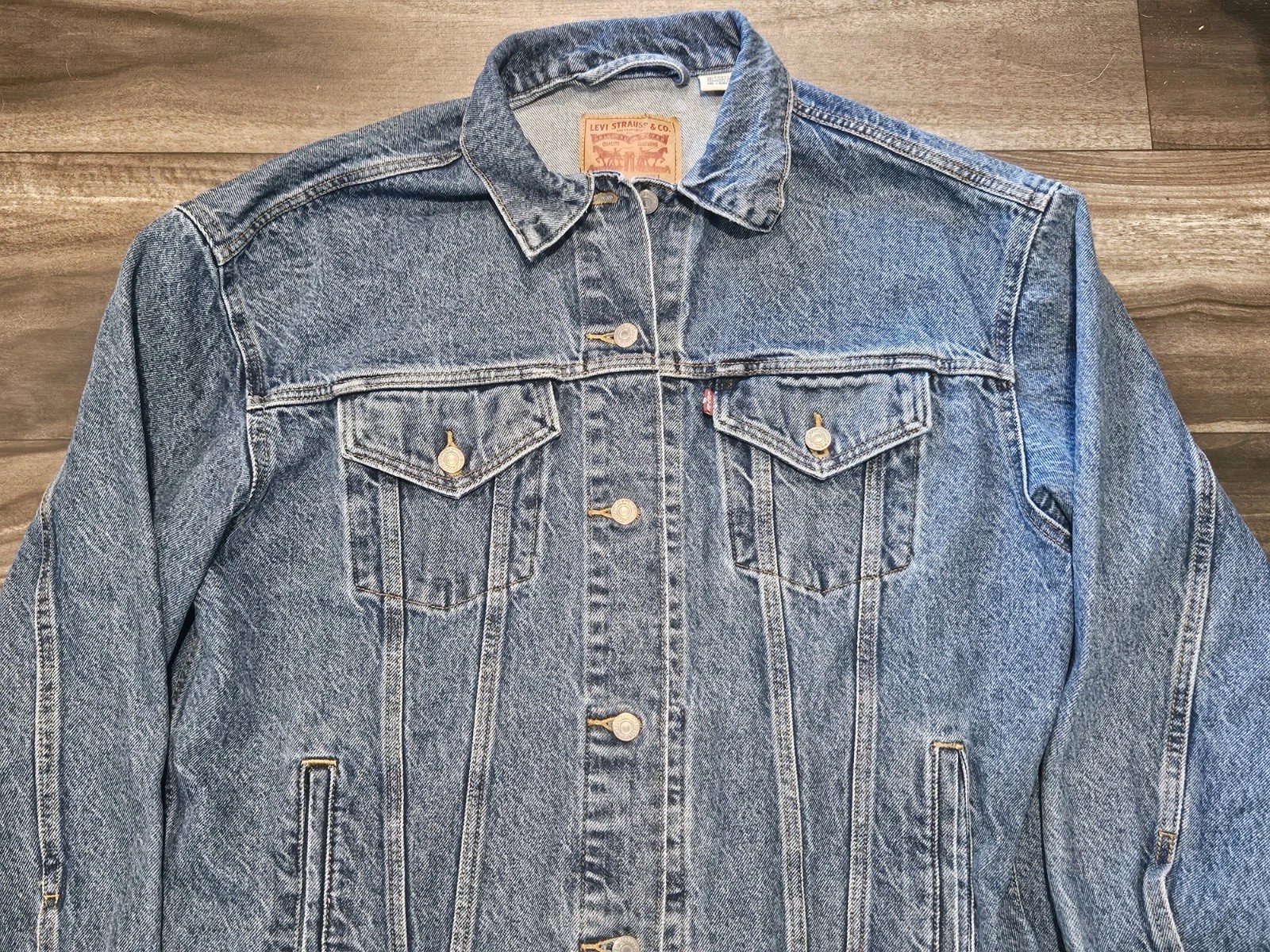 Levi’s Denim Jacket Mens L Trucker Medium Wash Sri Lanka