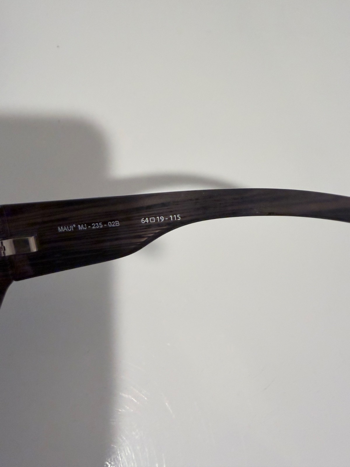 Rare retired Maui Jim Polarized Sunglasses Seawall MJ-235-02b made in Italy