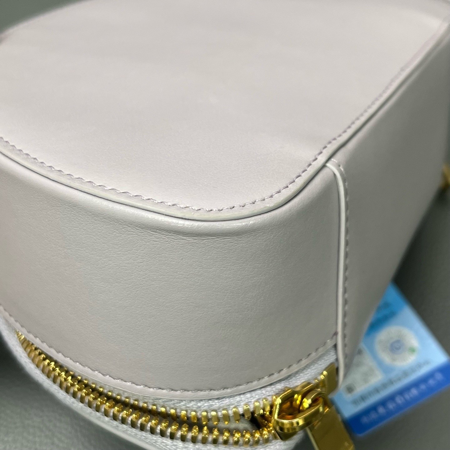 Celine Pre-Owned Authentic Luxury Handbag Lavender 17.5×12×6cm