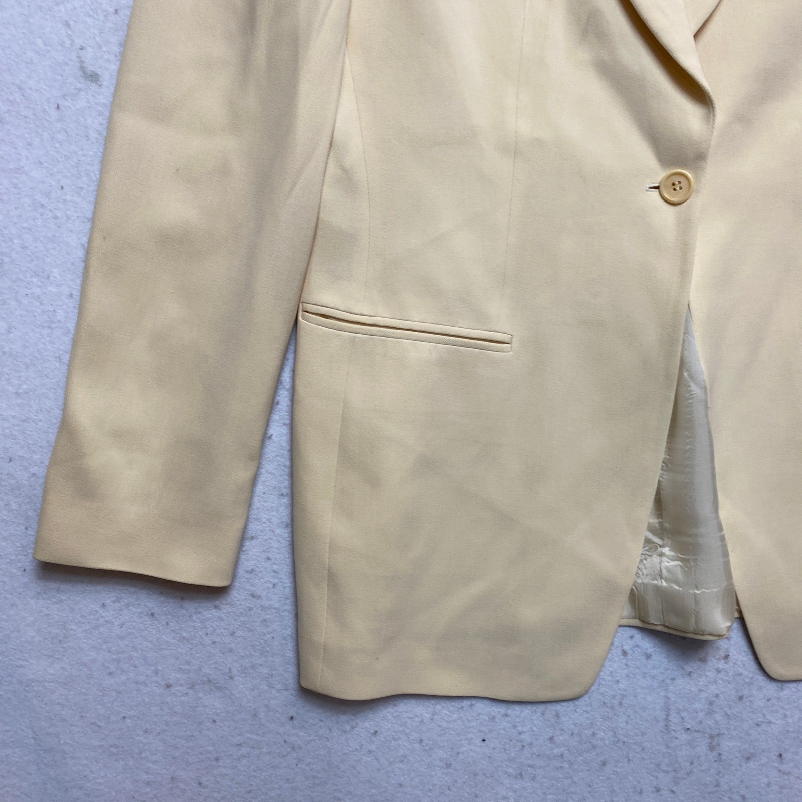 Giorgio Armani Blazer 12 US IT 46 Cream Borgonuovo Silk Wool Bergdorf