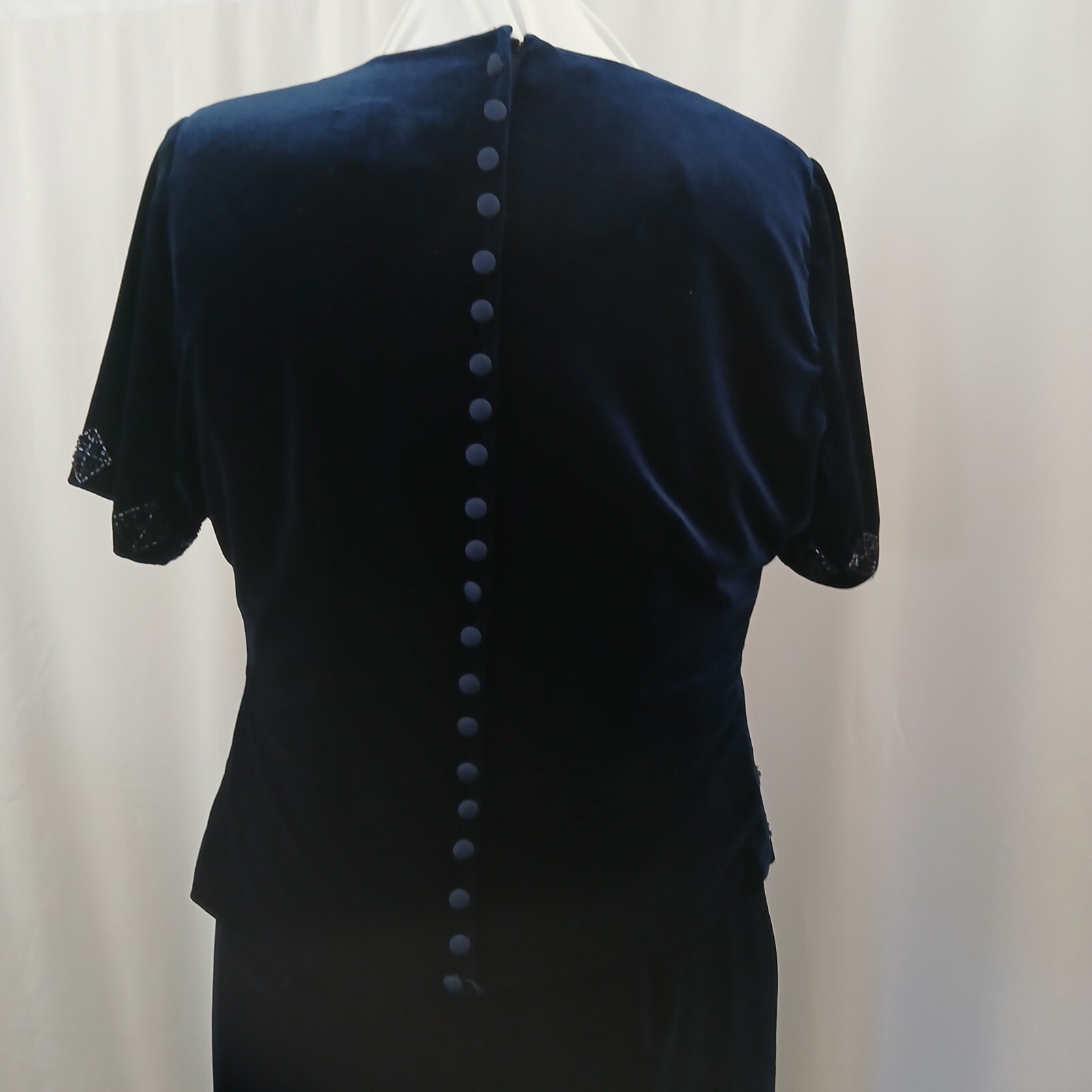 VTG BLUE VELVET BEADED COCKTAIL DRESS – HOLIDAY EVENING WEAR