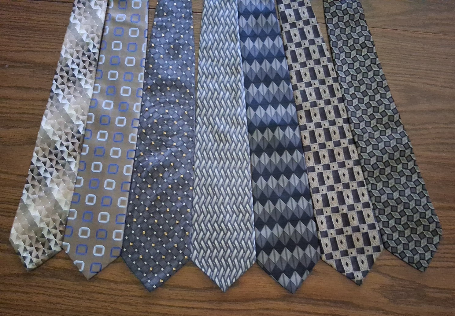 Lot of 7 Taupe Gray Black Neckties Name Brands Assorted Sizes Patterns Fabric