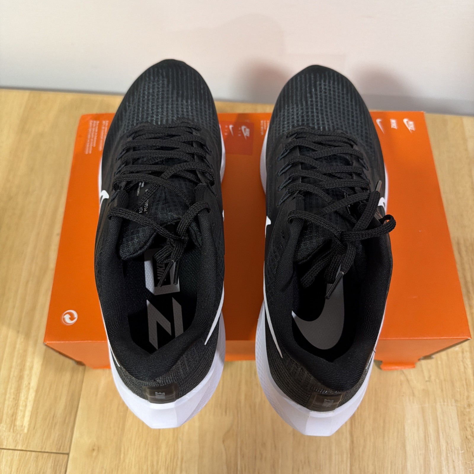 Men’s Size 11.5 – Nike Air Zoom Pegasus 39 Black Dark Smoke Grey DH4071-001