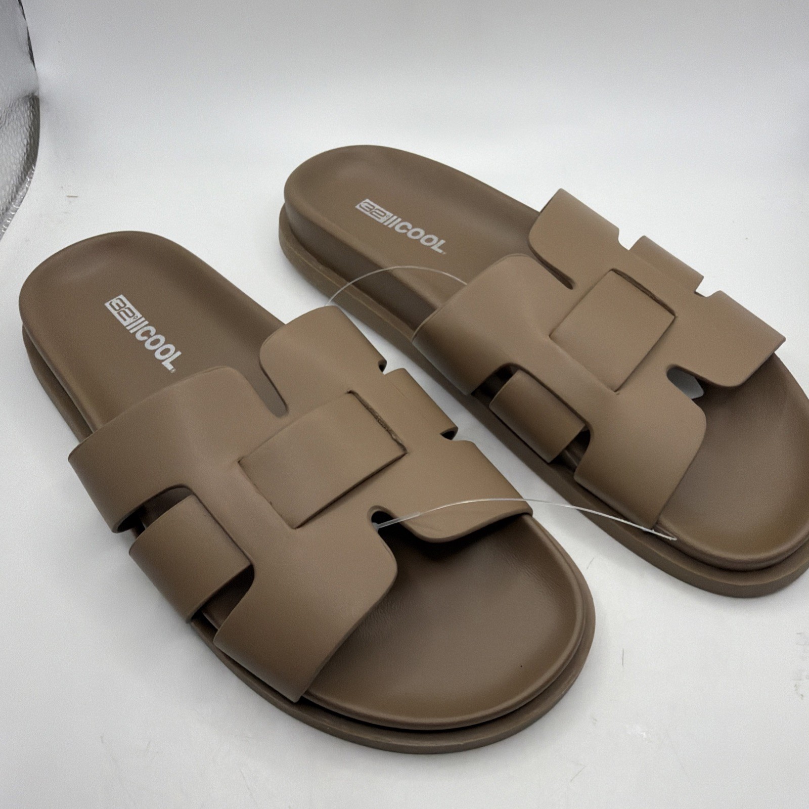 32 Degrees Womens Sandals Tan Slip-On Soft EVA Cushioned Shower. Size 6. New