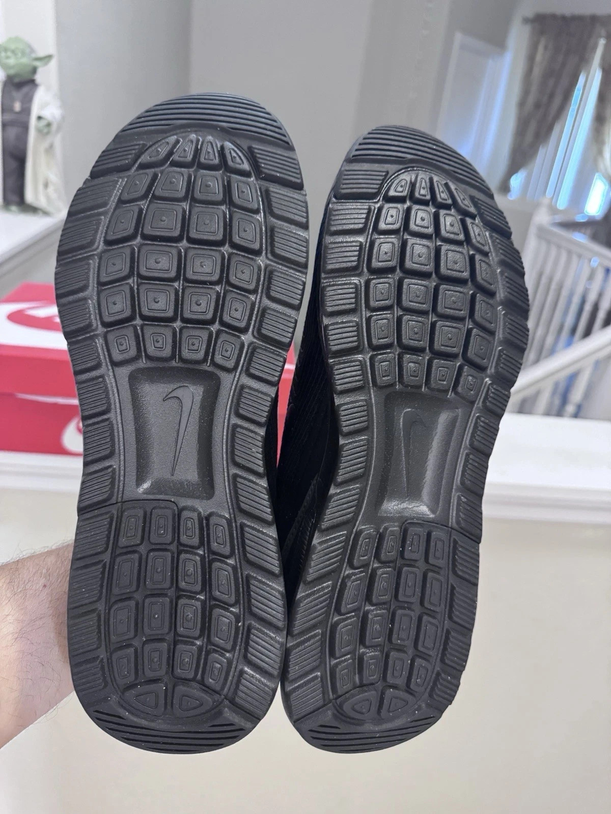 Nike Air Max Nuaxis Sneakers Men’s 10.5 Woman’s 12 Black Anthracite FD4329-004