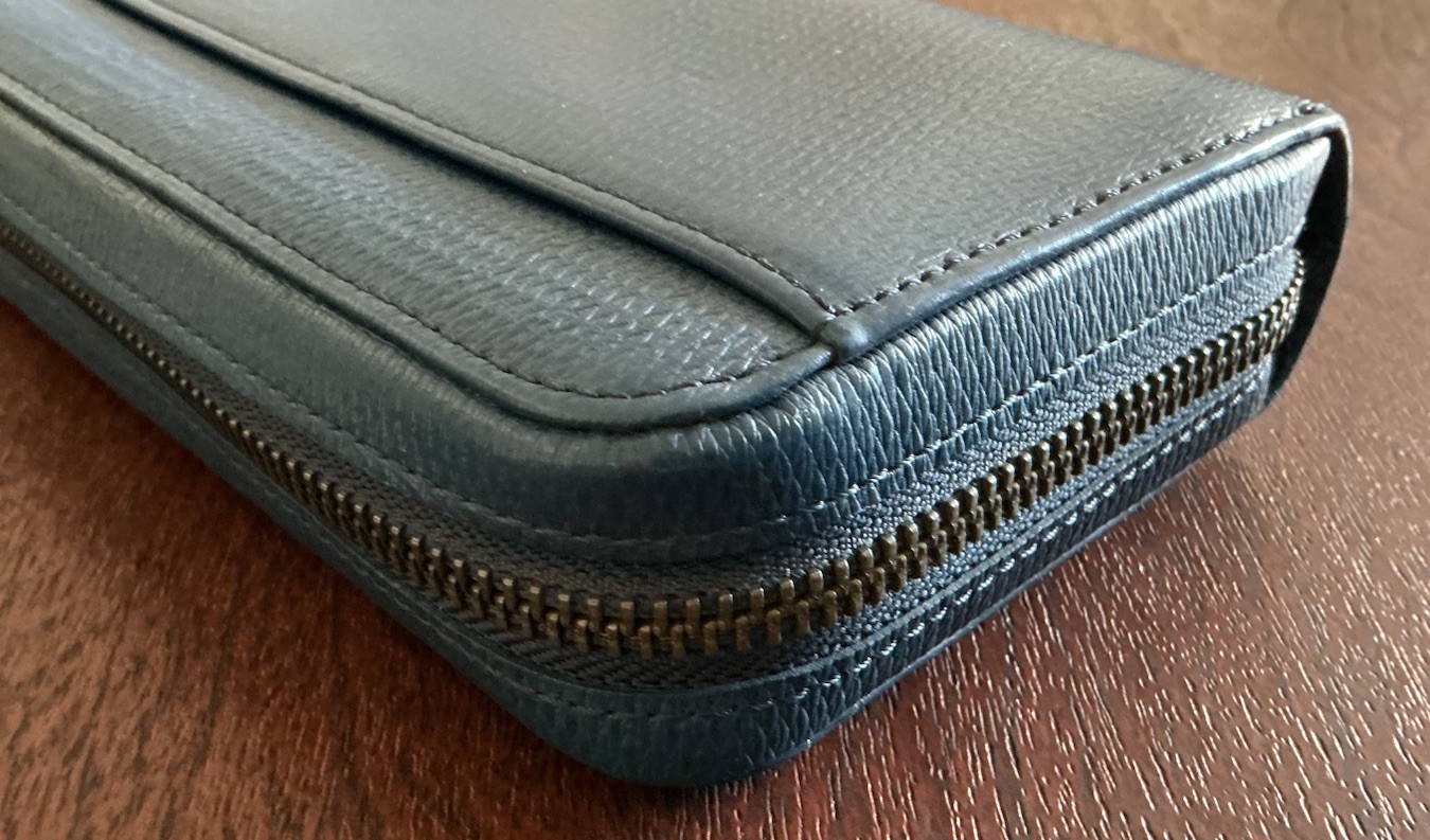 TUMI ~MONACO COLLECTION~ 8” TRAVEL/MULTI-PURPOSE WALLET ~ TEXURED LEATHER ~ BLUE