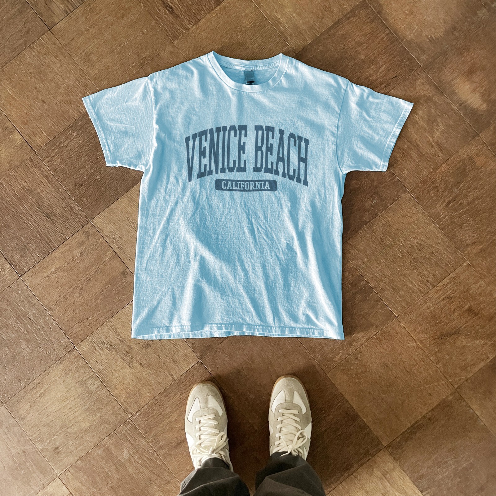 Venice Beach California Souvenir Beach, Retro, Minimalist T-Shirt Light Blue