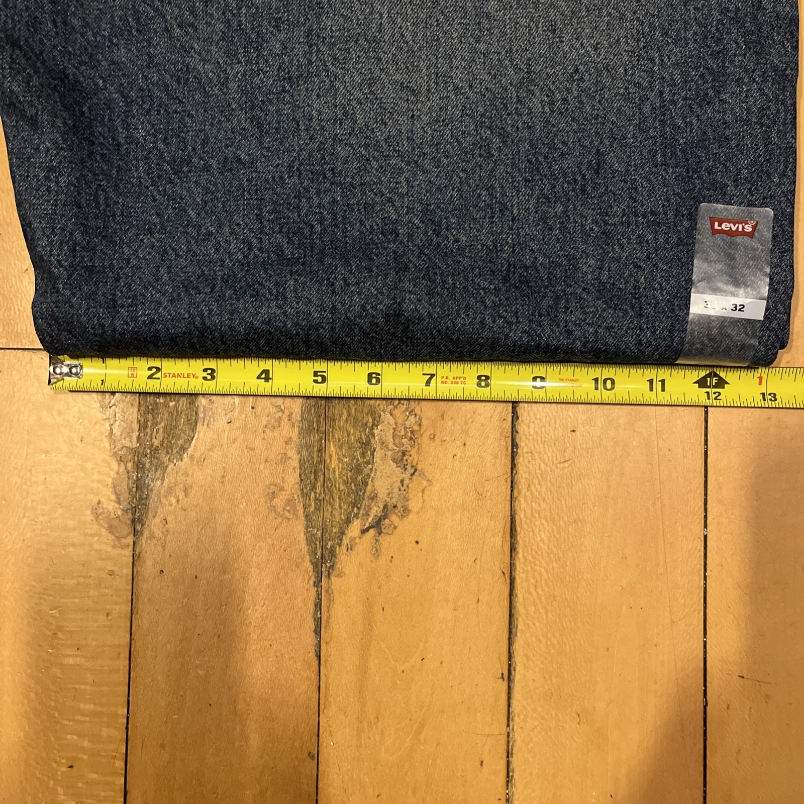Levi’s Premium 568 Loose Straight Blue Jeans 38×32