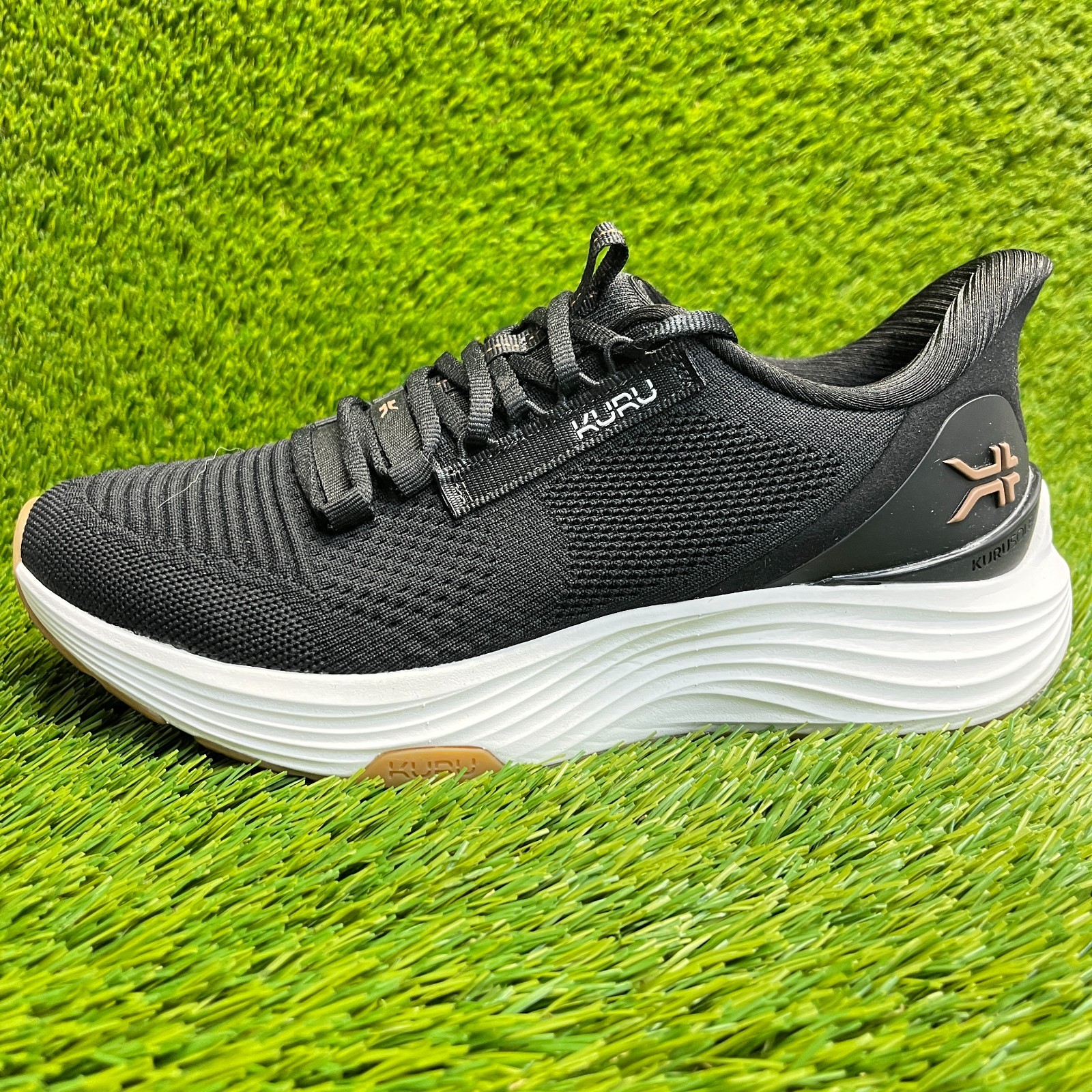 Kuru Atom 2 Womens Size 9D Black White Athletic Running Walking Shoes Sneakers