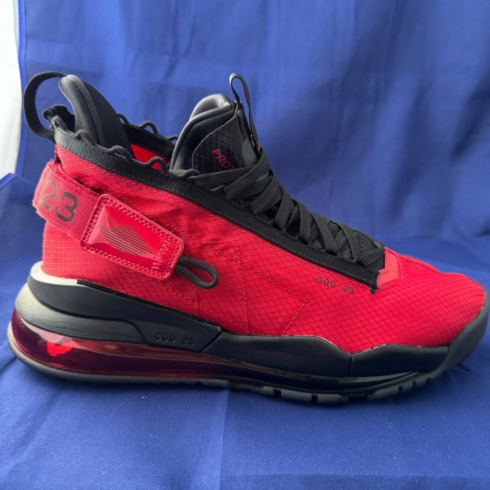 Air Jordan Jordan Proto Max 720 Bred BQ6623-600 Size 10