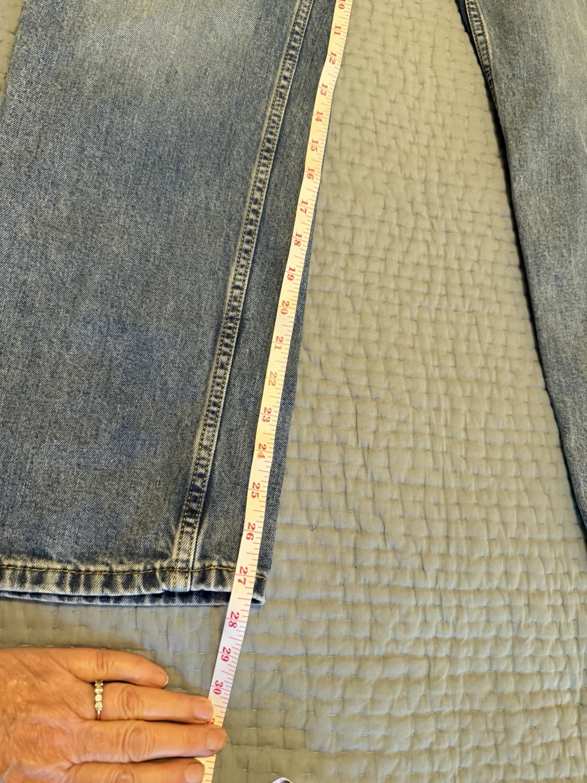 Levis 559 Jeans Mens 33×30 Relaxed Fit Straight Leg Stone Washed Blue Denim