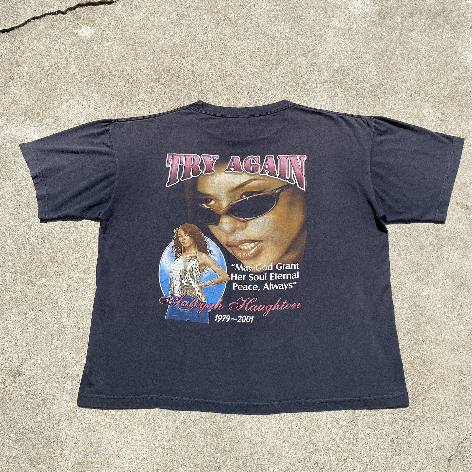 2001 Aaliyah Try Again Memorial Rap Tee Style T Shirt Size XL Boxy 26×27.5