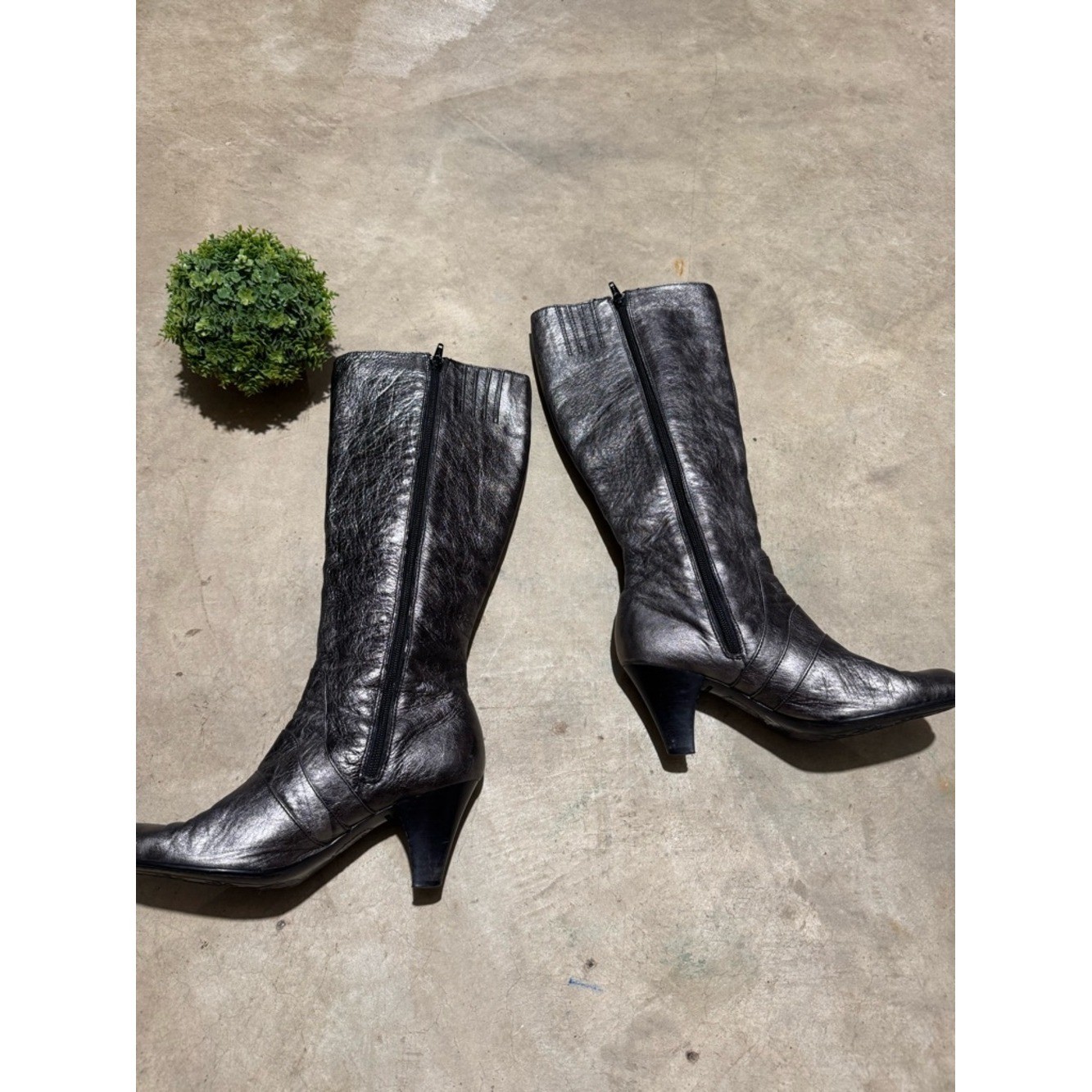 Born Bullock Pewter Knee High Boots Size 9.5 Metallic Heeled concert festival