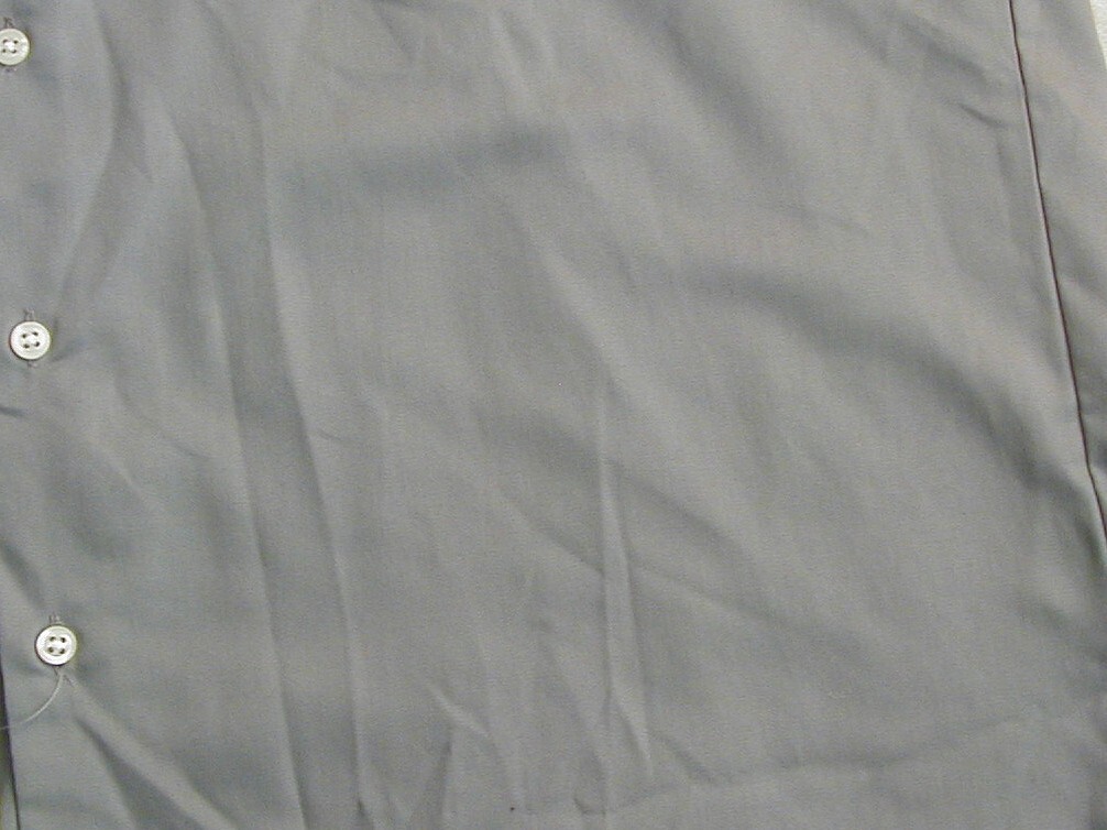 NWT Van Heusen Gray Lux Sateen Long Sleeve Shirt Size 16 1/2 32/33
