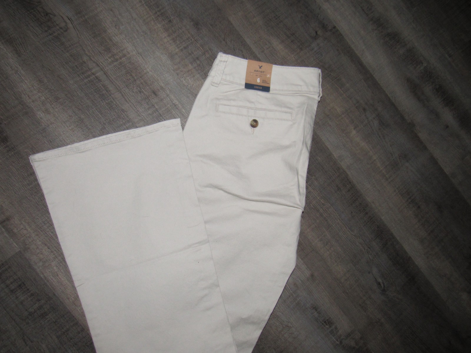 NWT New AMERICAN EAGLE Women’s Sz 6 Reg Tan Artist Pants Flared Stretch Low Rise