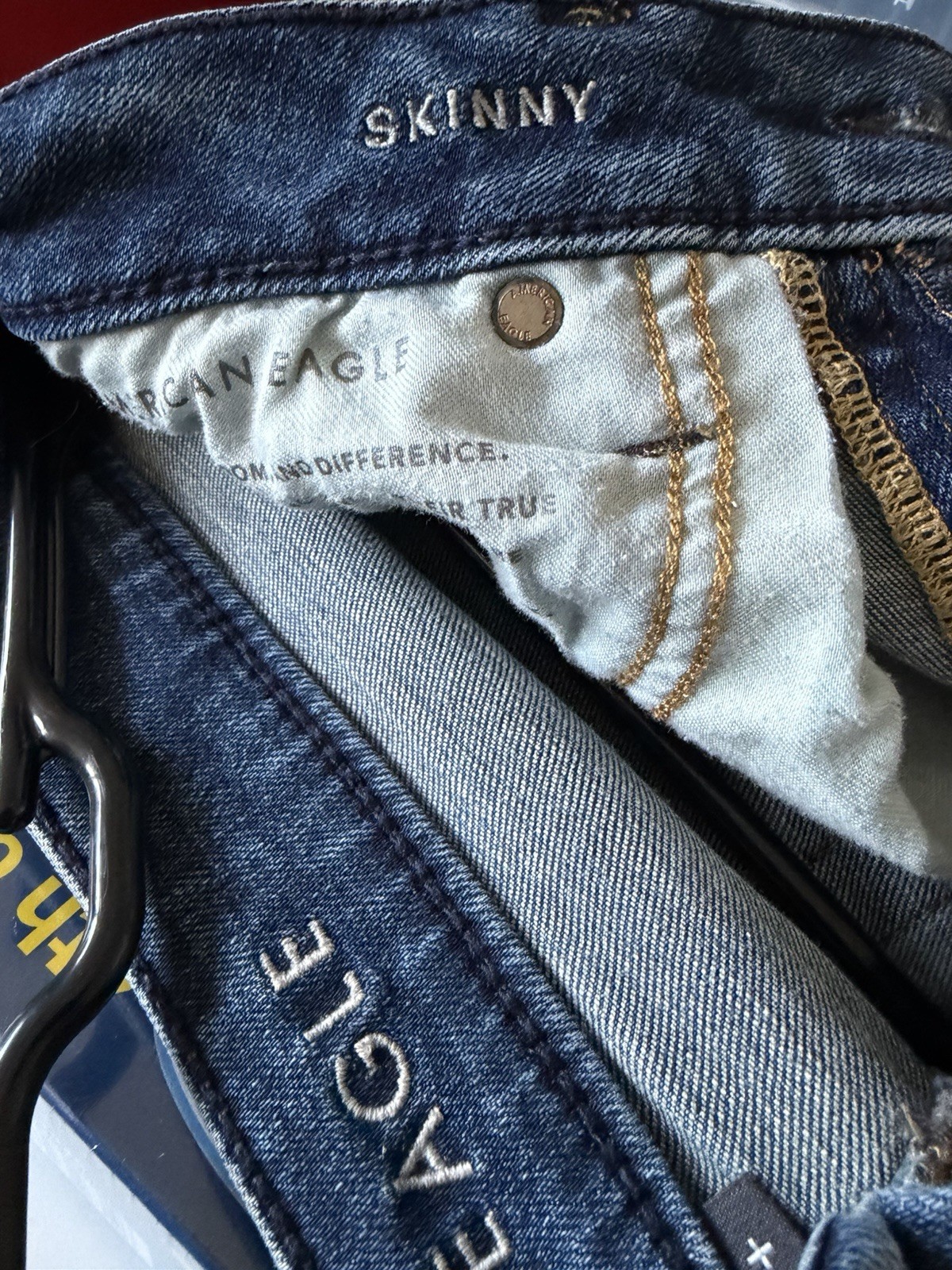 American Eagle Outfitters Airflex + Skinny Jeans. Size 28×32