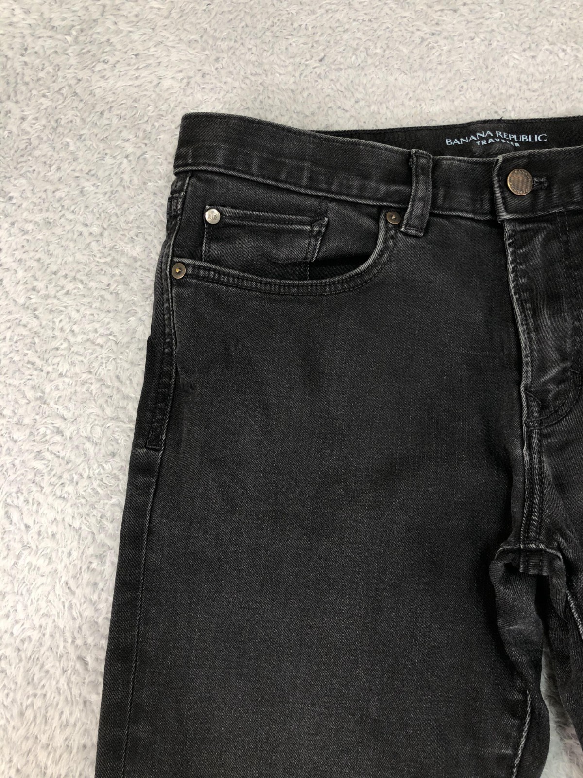 Banana Republic Jeans Mens 32×30 (Tag 31×30) Black Traveler Slim Fit