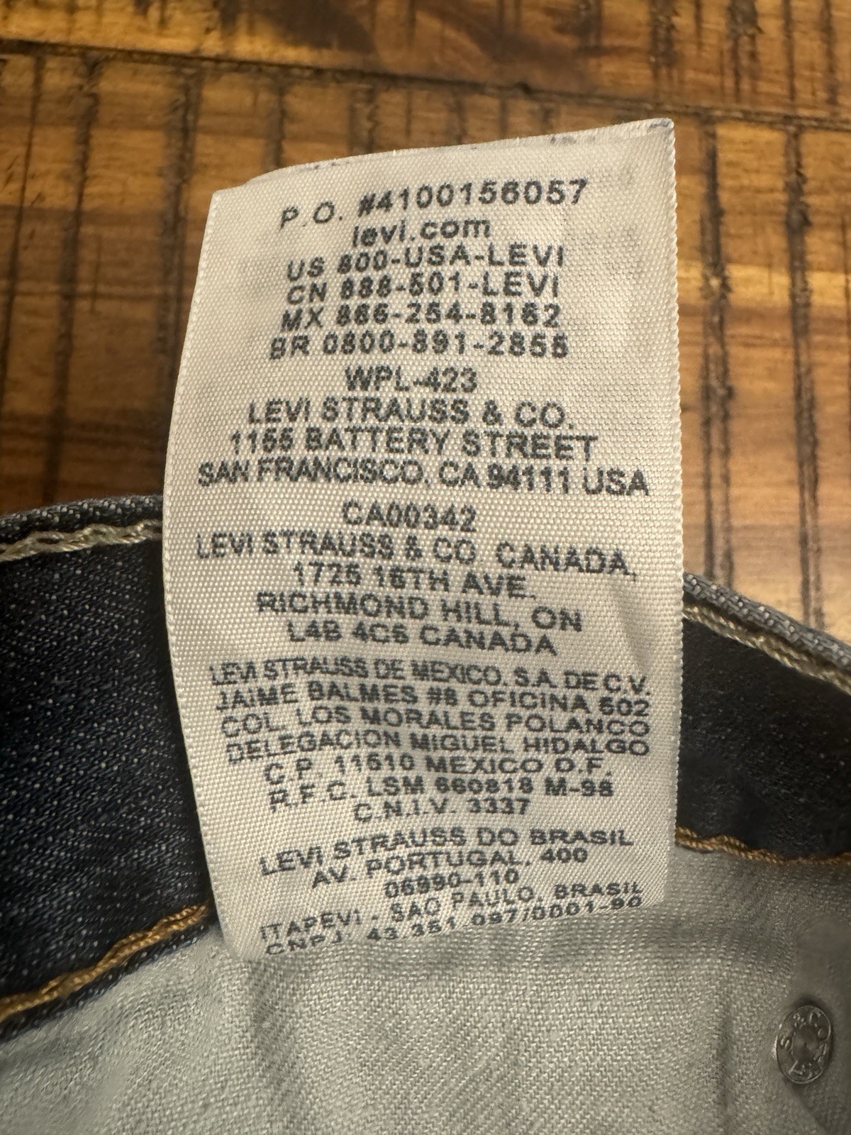 Levi’s Men’s 527 Bootcut 33×32 Dark Wash Distressed Denim Jeans