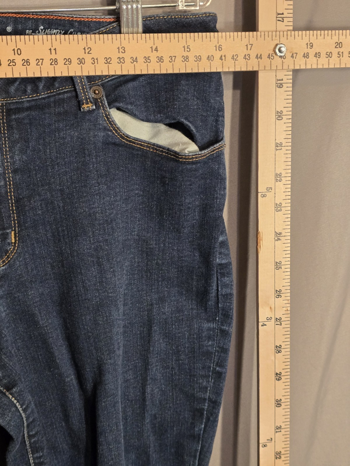 Eddie Bauer Slightly Curvy Jeans Womens 12 Blue Straight Stretch Denim